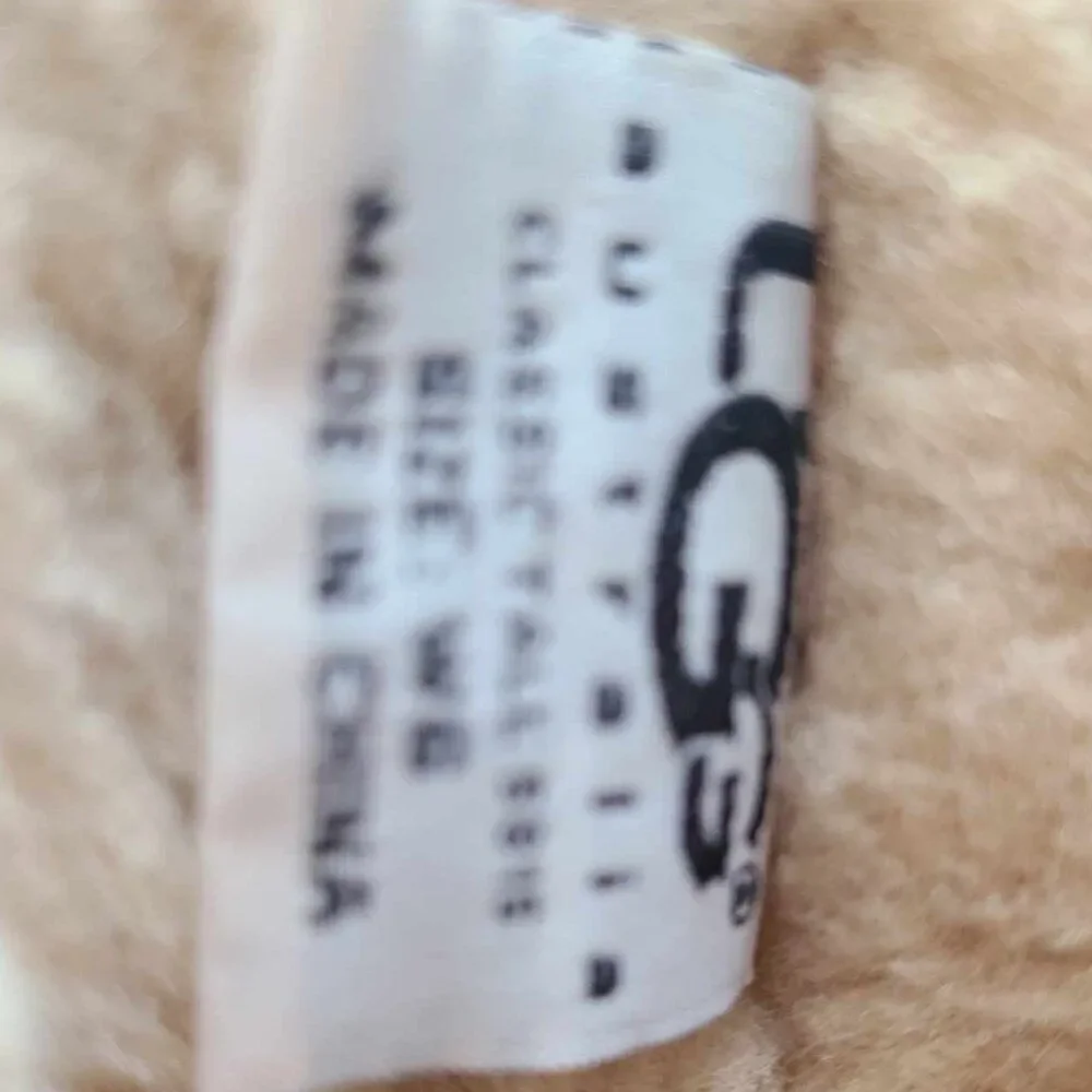 UGG Original Tan Suede Shearling Boot size 6